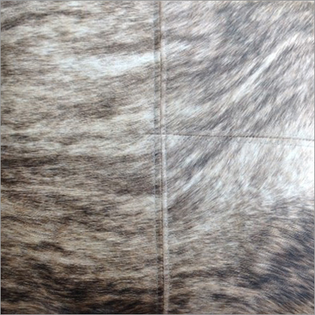 ब्राउन-व्हाइट-ग्रे कुशन कवर