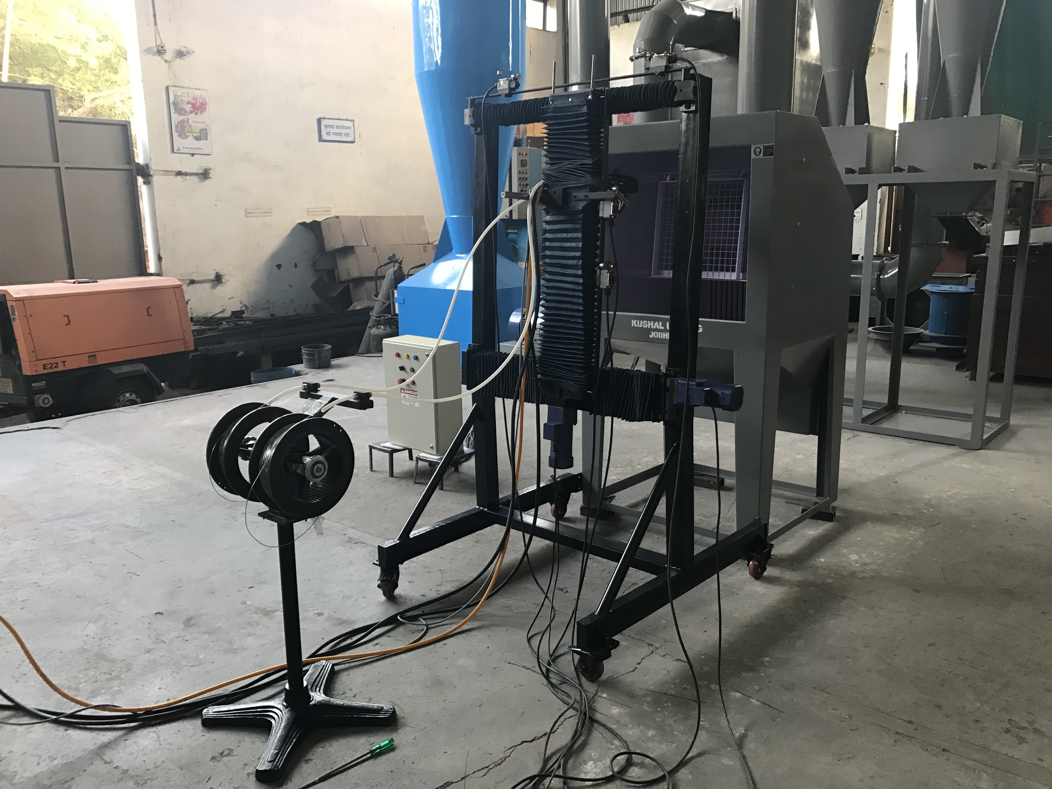 Capacitor Arc Spray System - 95cm Coating Width, 21 Km/hr Speed | 18kw Power, Hmi Control, Electric Drive