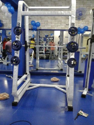 कोई भी वाणिज्यिक स्मिथ मशीन