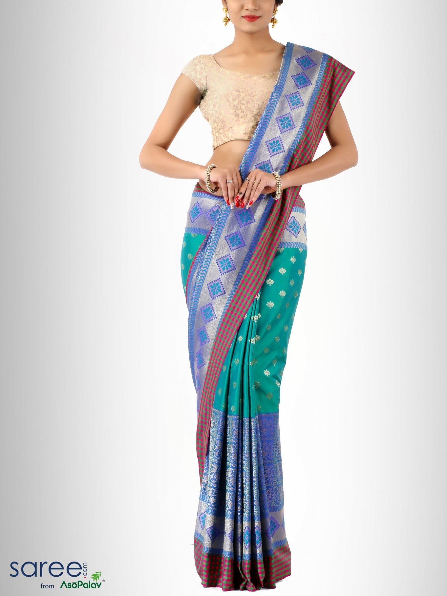 White And Red Panetar Sarees