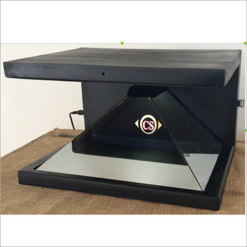 Triangle Holographic Display