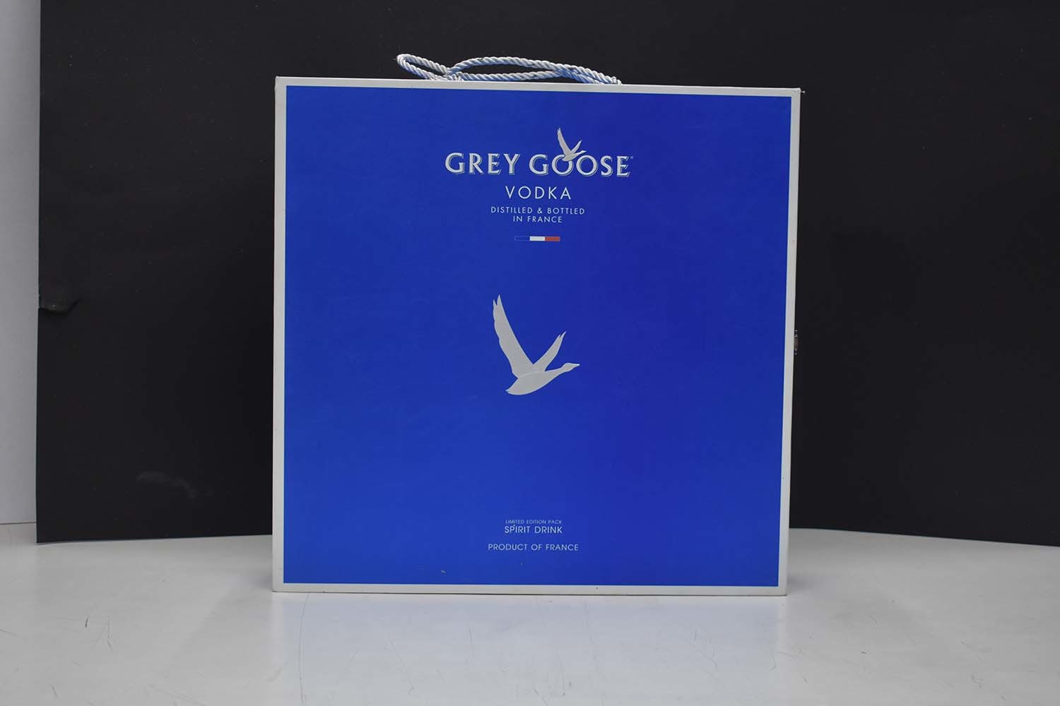 Glossy Lamination Gift Box 2 Wine Bottle