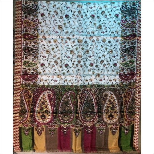 स्ट्रिप्ड स्कार्व्स