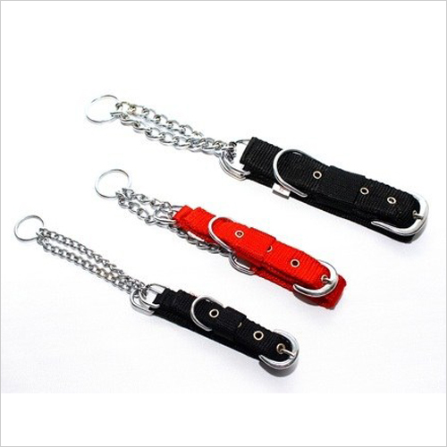 Dog Choke Collar - Durable, Lightweight Design | Available in Black and Red for Enhanced Visibility and Comfort