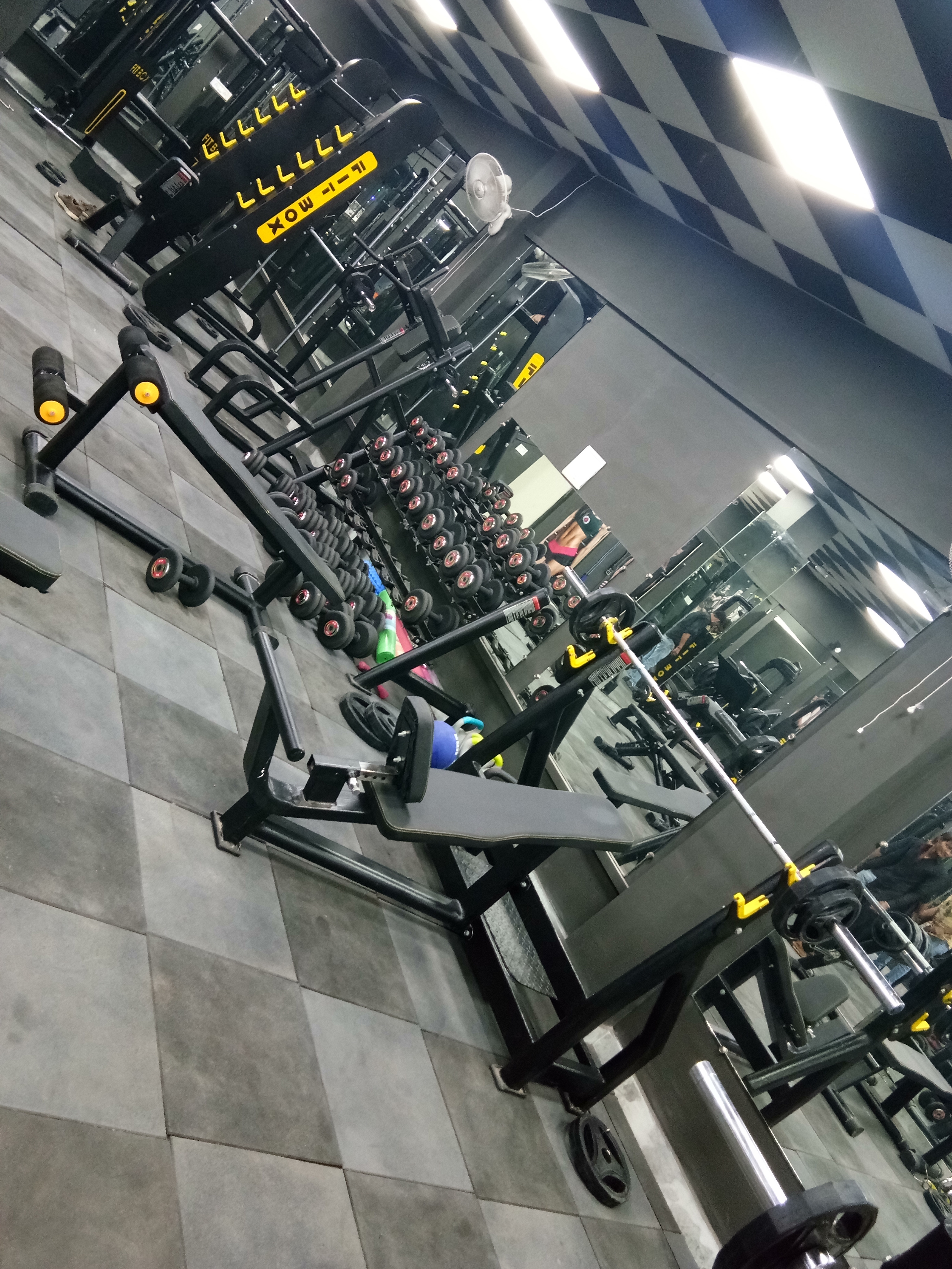 Commercial Gym Setup Services - Steel, Varied Dimensions, Black | Durable Equipment, Custom Design, Expert Installation, 1-year Warranty