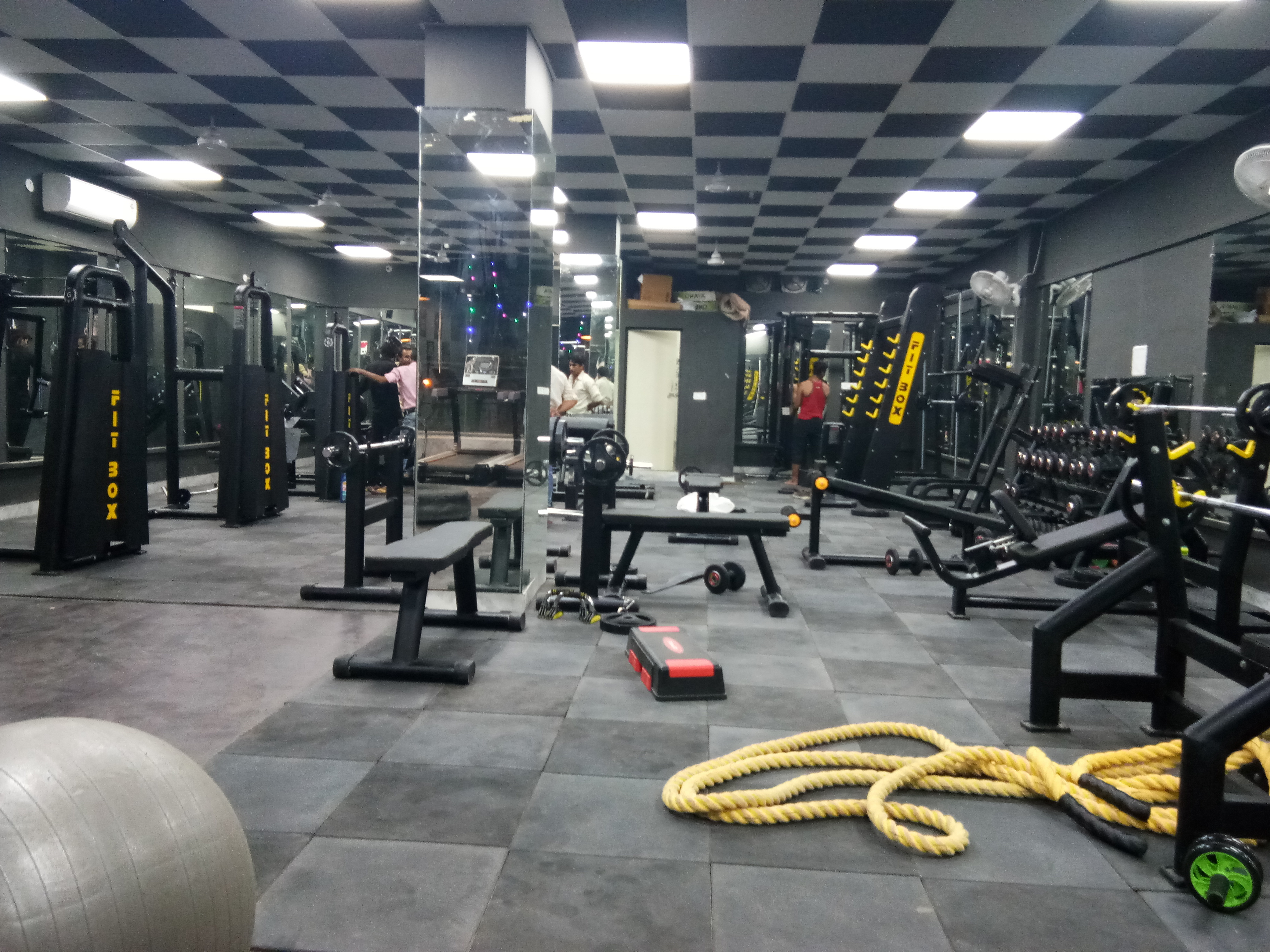 Commercial Gym Setup Services - Steel, Varied Dimensions, Black | Durable Equipment, Custom Design, Expert Installation, 1-year Warranty