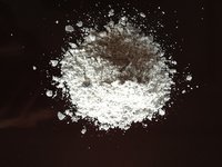 व्हाइट एमजीओ रैमिंग मास