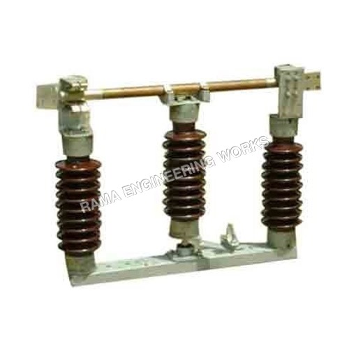 डबल ब्रेक आइसोलेटर्स