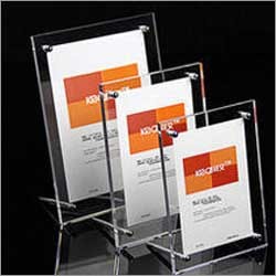 एक्रिलिक प्रमाण पत्र धारक