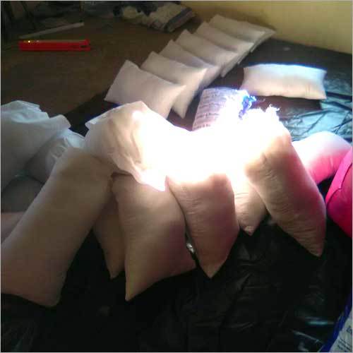 फाइबर तकिया