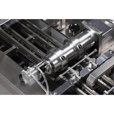 Four Lane Double Color Biscuit Sandwiching Machine Capacity: 60-1000 Kg/hr