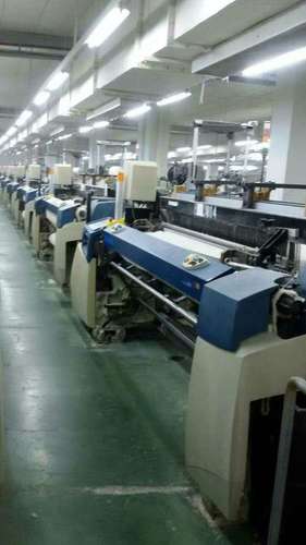 पिकानोल ओमनी 800 प्लस एयर जेट करघे का इस्तेमाल किया