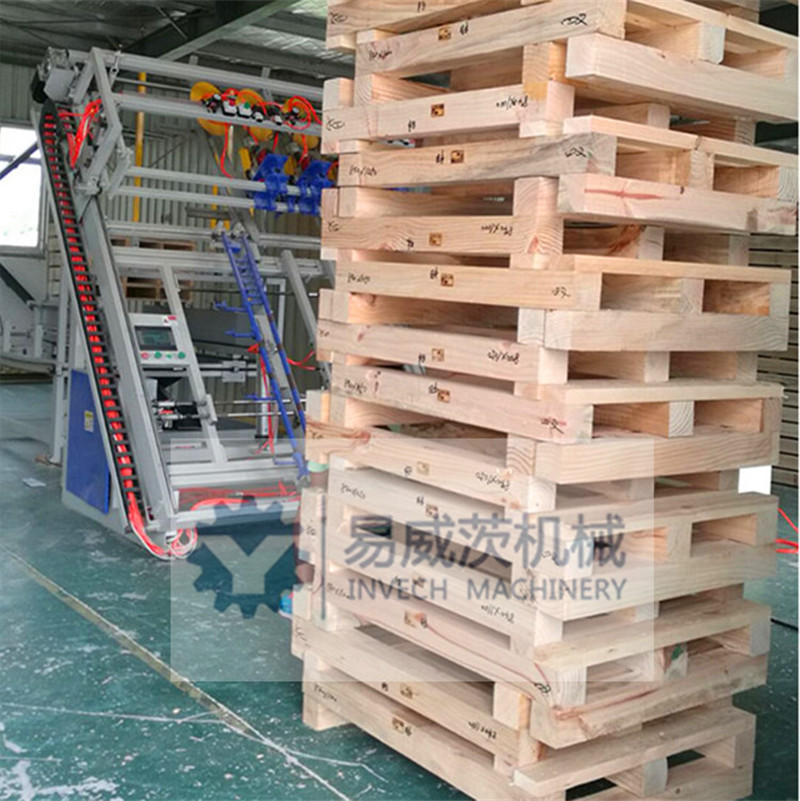 Automatic Pallet Making Machine