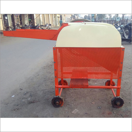 Chaff Cutter - Steel, 1200-1500 Kg | 400-450 Rpm Cutting Speed, High Efficiency, Automatic Feeding, Low Noise, Environmental Friendly