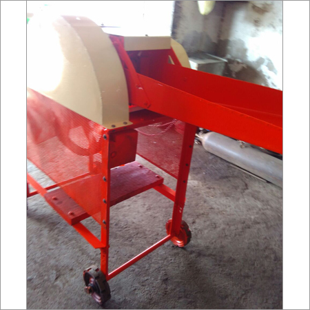 Chaff Cutter - Steel, 1200-1500 Kg | 400-450 Rpm Cutting Speed, High Efficiency, Automatic Feeding, Low Noise, Environmental Friendly