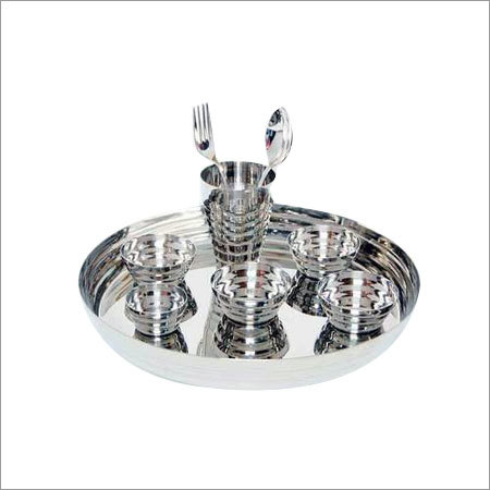 स्टील की थाली सेट