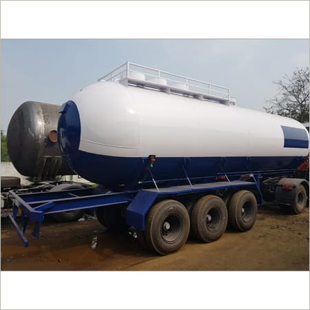 Ammonia Storage Tank - Mild Steel & Stainless Steel, 1000-5000 L Horizontal Blue | High-Grade Safety Relief Valves, Vacuum Breaker, Durable Valves