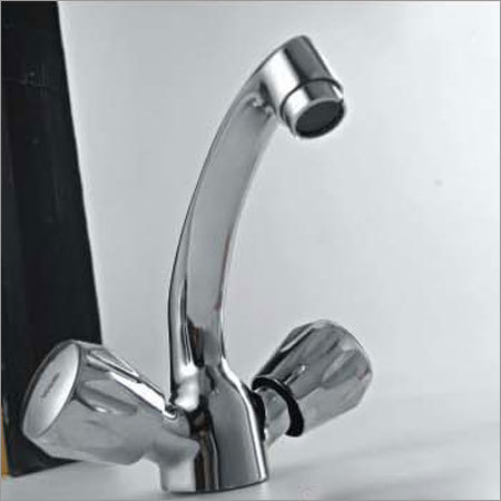 सेंटर होल कॉन्टिनेंटल बेसिन टैप