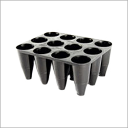 प्लास्टिक रूट ट्रेनर