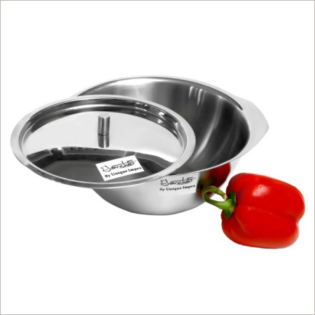 ढक्कन के साथ सर्विंग बाउल