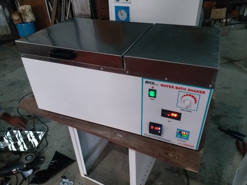 WATER BATH INCUBATOR SHAKER(METABOLIC SHAKER)