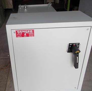 सर्वो वोल्टेज स्टेबिलाइजर्स