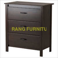 मशीन मेड चेस्ट ऑफ़ ड्रावर