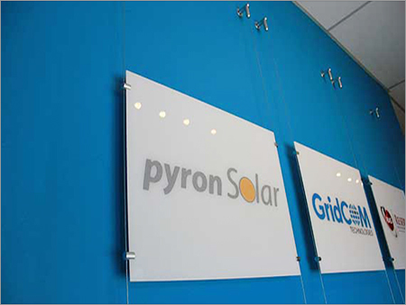 एक्रिलिक ग्लो साइन बोर्ड