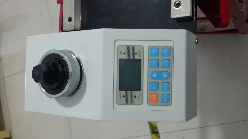 Digital Torque Wrench Tester Calibrator Accuracy: A 1 %