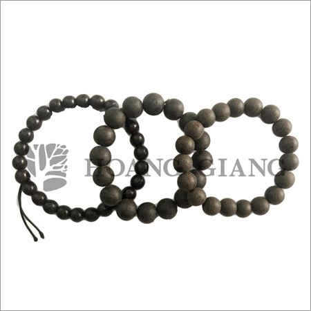 भिगोए गए तेल का अगारवुड बीड