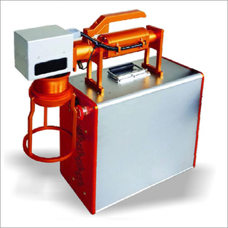 हैंडहेल्ड फाइबर लेजर मार्किंग मशीन