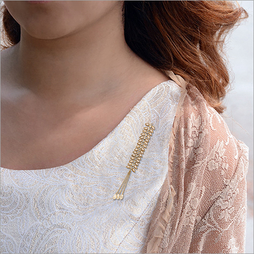 Kurtis Brooches