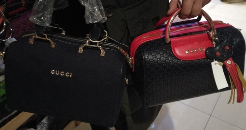 महिलाओं का हैंडबैग