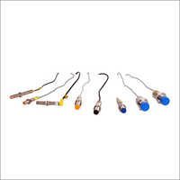 इंडक्टिव प्रॉक्सिमिटी सेंसर सटीकता: 0.5 Mm/M