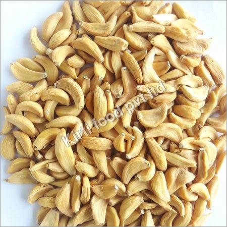 Dehydrated Garlic - Garlic Flakes, Color: Brownish White, Moisture Content: 6% Max, Hot Water Insoluble: 20% Max, Grade: A, Variety: Flakes