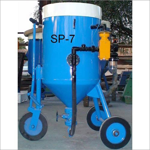 Portable Sand Blasting Machine - Abrasive Capacity: 1000 Kg, Dimensions: 1615x765 Mm, Volume: 284 Ltrs | Durable, Efficient, Remote Control, Portable