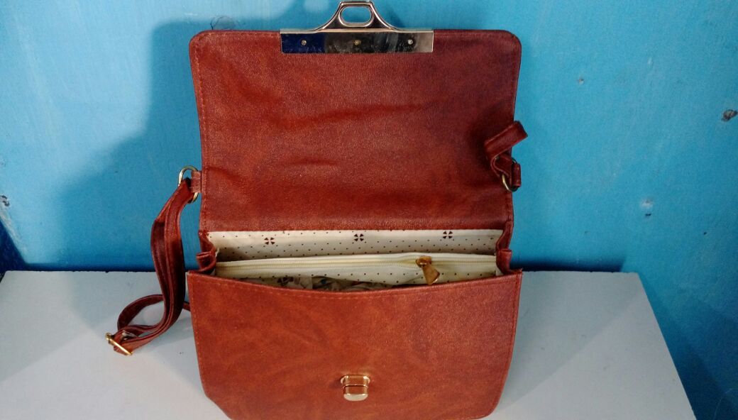 Sling S02 Front View