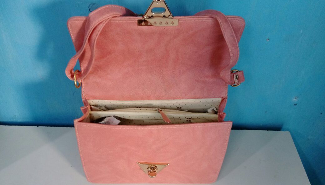 Sling S03 Front View