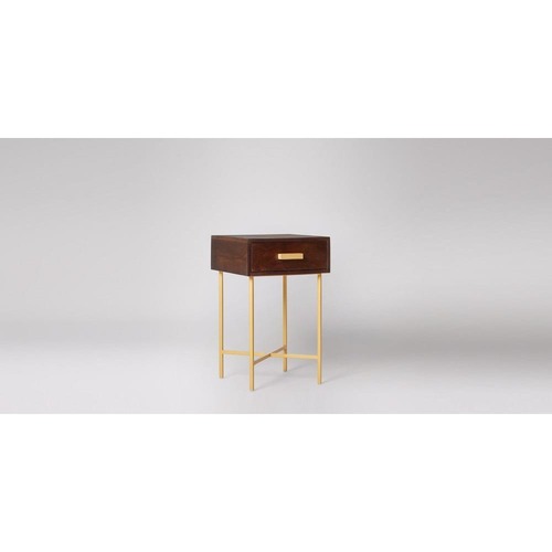 टिकाऊ एंटीक बेडसाइड टेबल