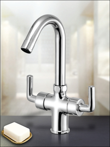 केंद्र छेद मिश्रण