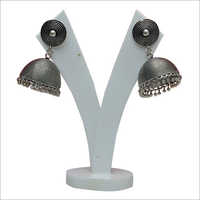 महिलाओं का डिज़ाइनर झुमका