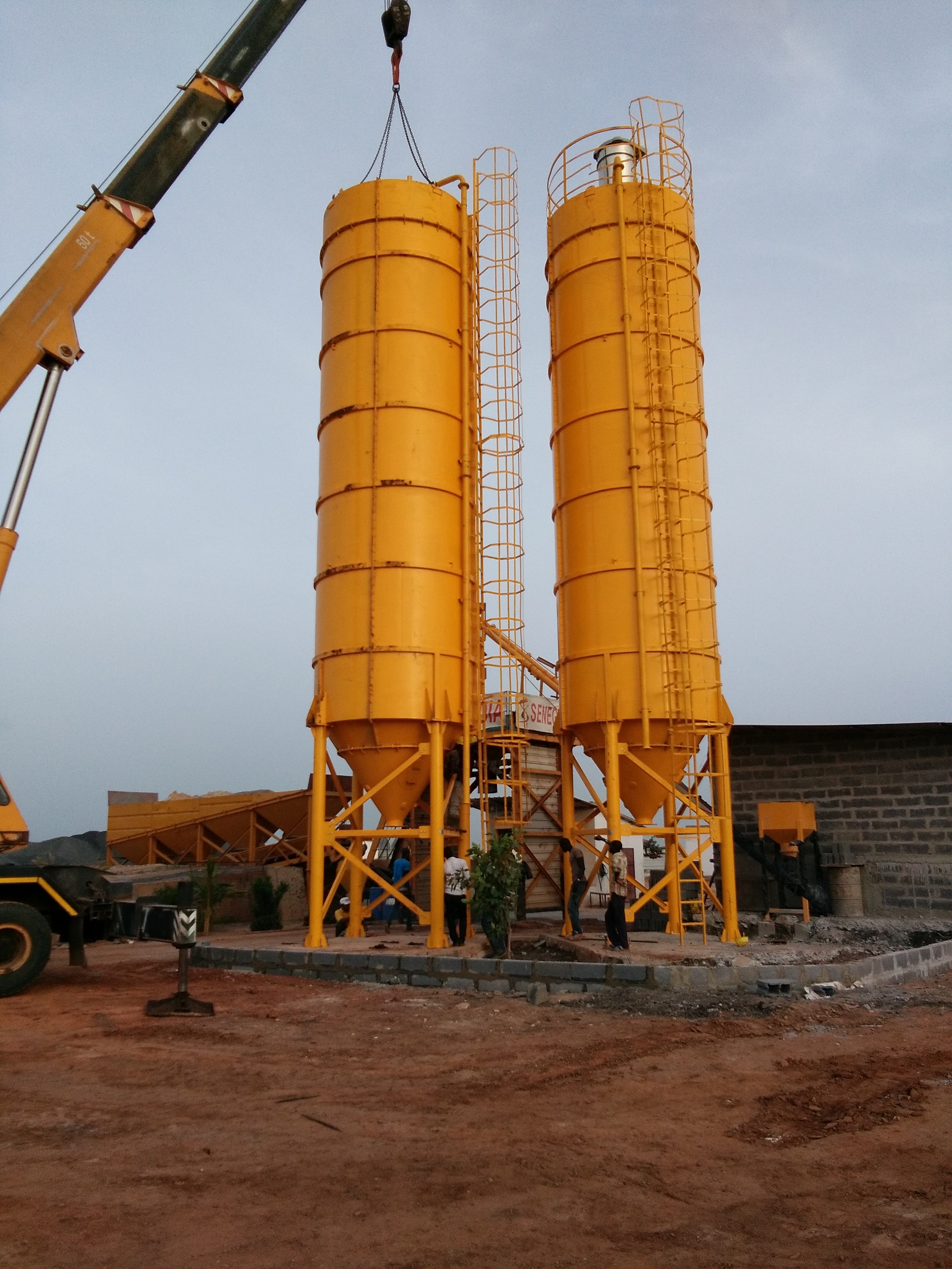 Folding Silos