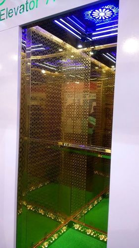 गोल्ड ग्लास डिज़ाइन कैबिन