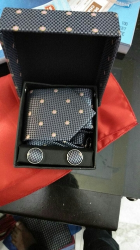 Coupling Tie Hanky Set