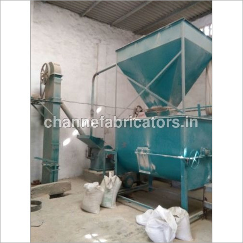 पॉल्ट्री मैश फीड प्लांट