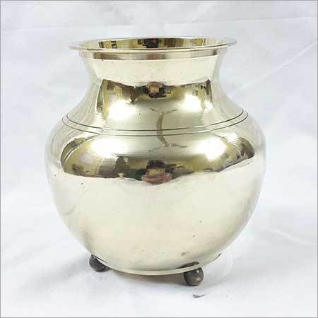 Brass Metal Decorative Item - 5-10 Grams, Polished Finish & Lightweight Design