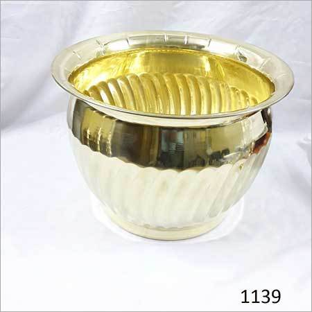 ब्रास पोलिश प्लांटर