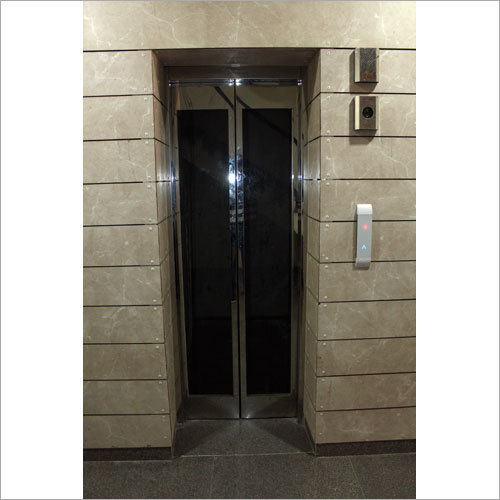 कार्यालय लिफ्ट