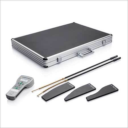 Crack Detector Equipment - Metal, 2.3 kg | Ergonomic Design, Reliable Non-Destructive Testing, Multi-Language Support, Digital Mechanism