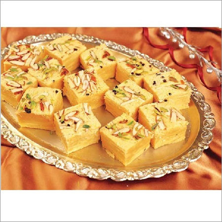 Soan Papdi - Sugar, Ghee, Dry Fruits | 500g, Yellow Color, Unadulterated, Hygienically Prepared, 15 Days Shelf Life
